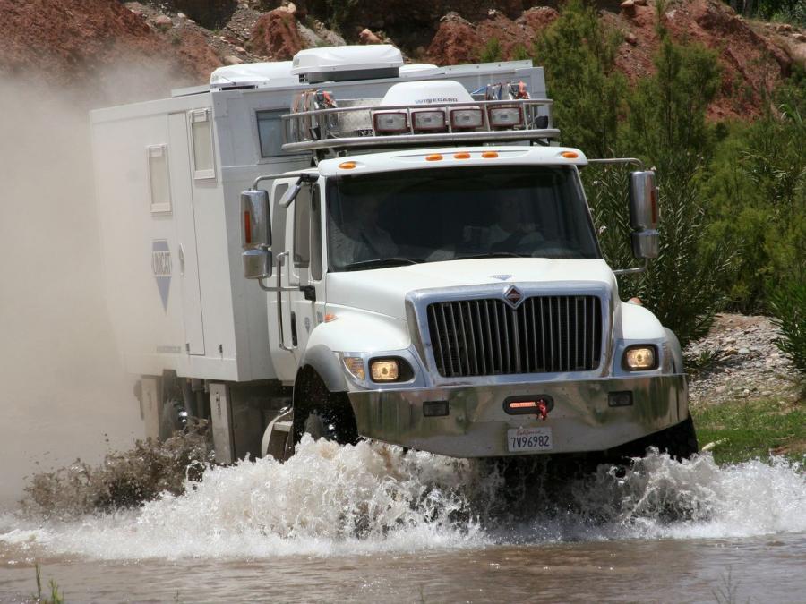  Unicat Amerigo International 7400 AM205s 4x4 2007 года  (фото 7 из 11)